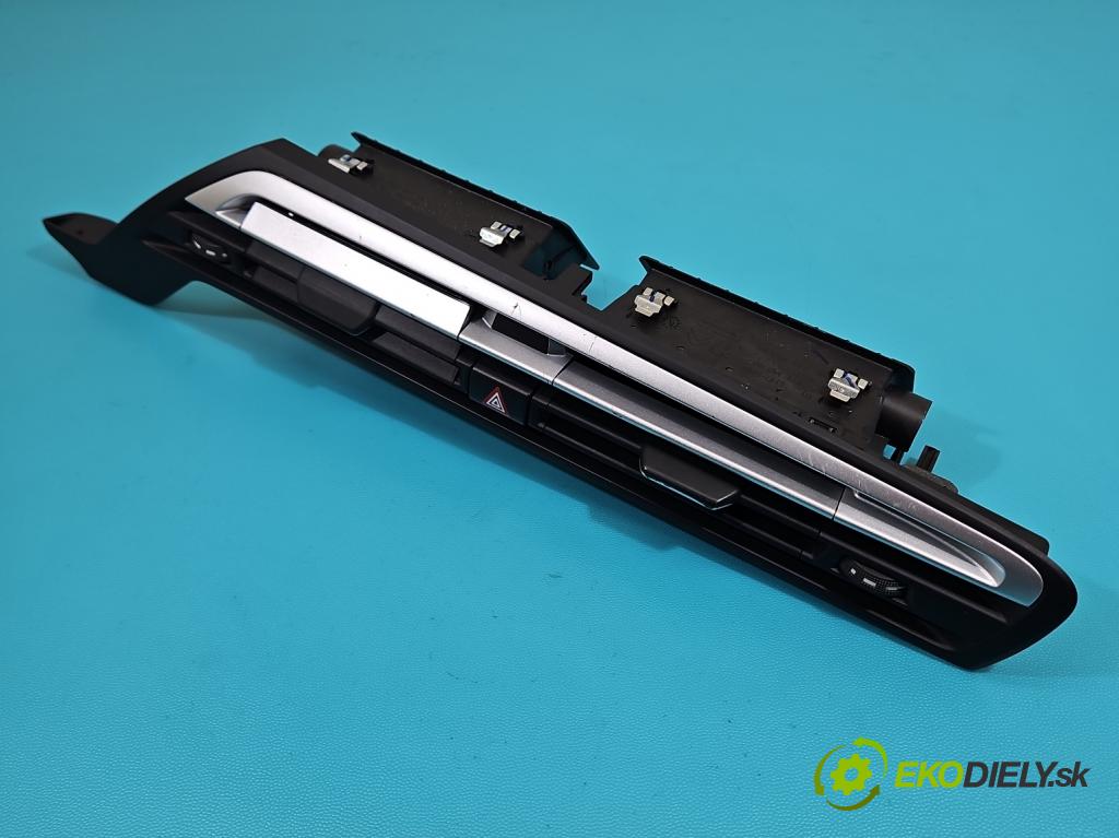 Citroen C4 Grand Picasso II 2013-2022 2.0 HDI 163 hp automatic 120 kW 1997 cm3 5- Mřížka: topení medián: 967797317A (Mřížka topení)