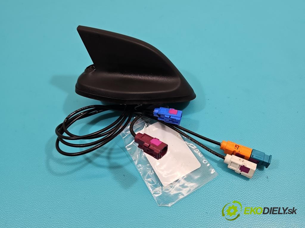 Citroen C4 Grand Picasso II 2013-2022 2.0 HDI 163 HP automatic 120 kW 1997 cm3 5- Antena 9815614880