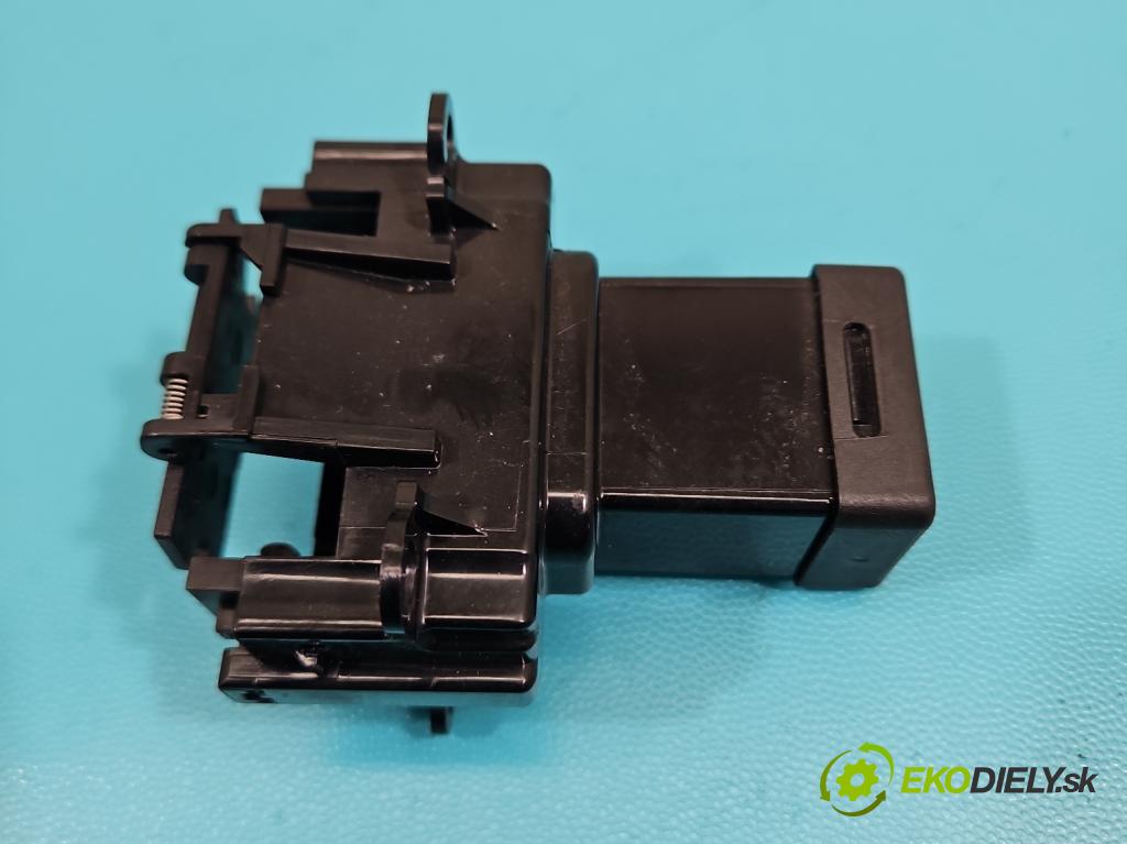 Citroen C4 Grand Picasso II 2013-2022 2.0 HDI 163 HP automatic 120 kW 1997 cm3 5- Spínačka 9814247280 (Spínacia skrinka)