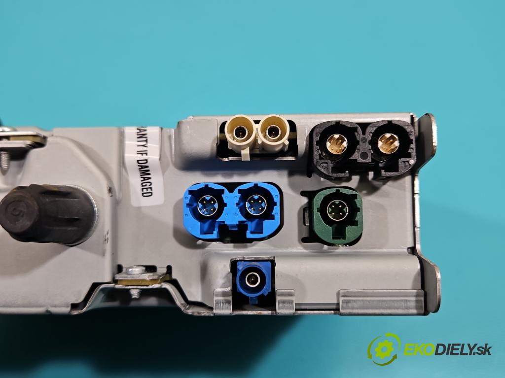 Citroen C4 Grand Picasso II 2013-2022 2.0 HDI 163 hp automatic 120 kW 1997 cm3 5- Radio továrna: 9821909080