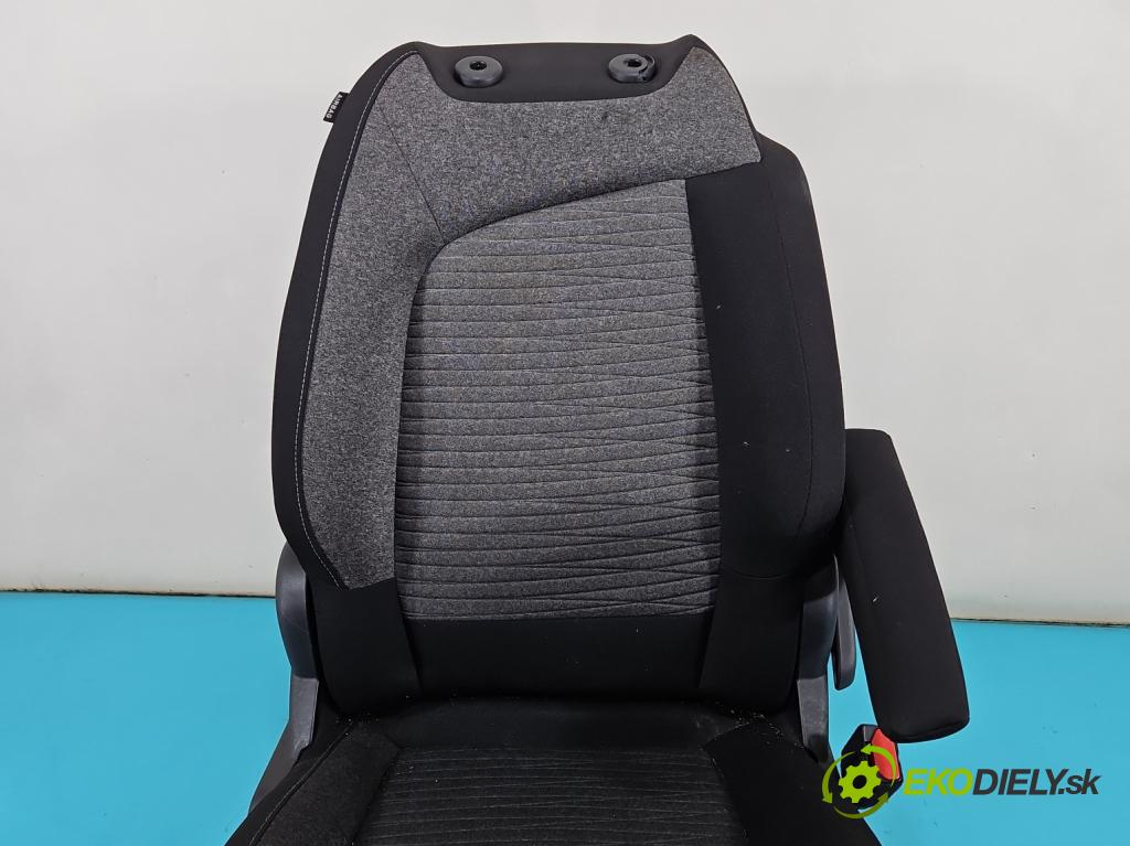 Citroen C4 Grand Picasso II 2013-2022 2.0 HDI 163 hp automatic 120 kW 1997 cm3 5- Sedadlo pravý  (Sedadlo)