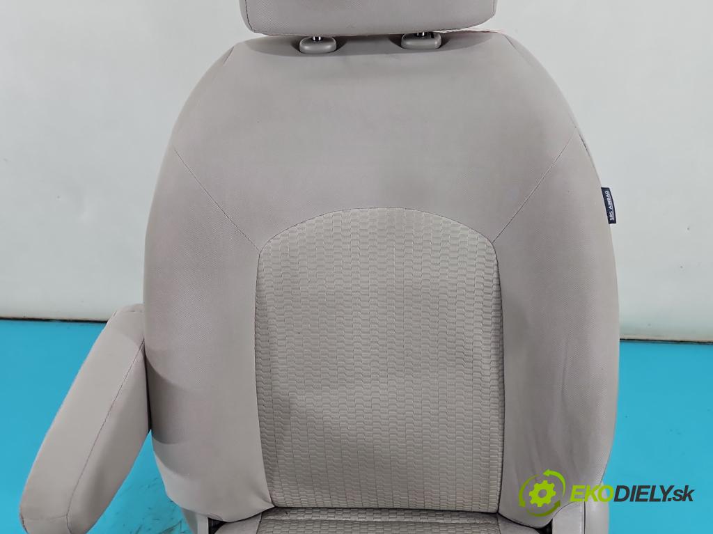 Nissan Micra K13 2010-2017 1.2 16v 80 HP manual 59 kW 1198 cm3 5- Sedačka ľavý  (Sedadlo)