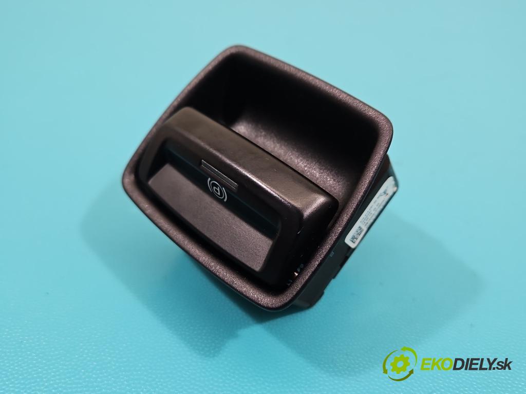 Porsche Panamera I 970 2009-2016 3.0 v6 420 hp automatic 309 kW 2997 cm3 5- prepínač brzda: ručný 97061325102 (Prepínacie páčky pod volantom)