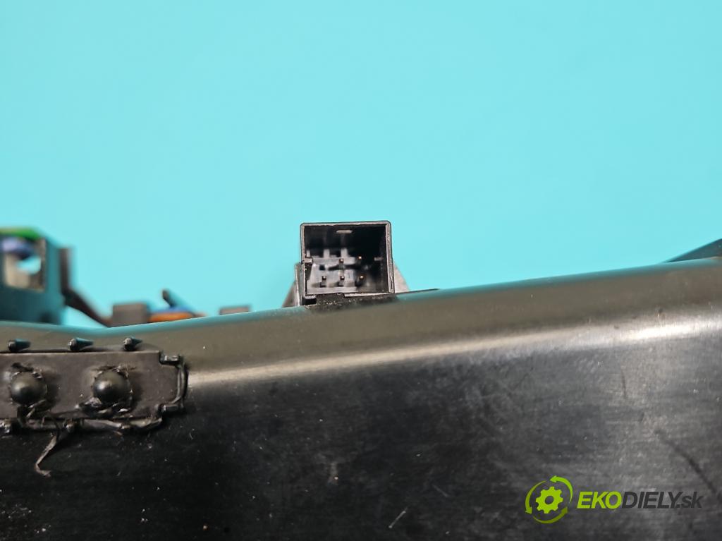 Porsche Panamera I 970 2009-2016 3.0 v6 420hp automatic 309 kW 2997 cm3 5- Mřížka: topení medián: 97055214203 (Mřížka topení)