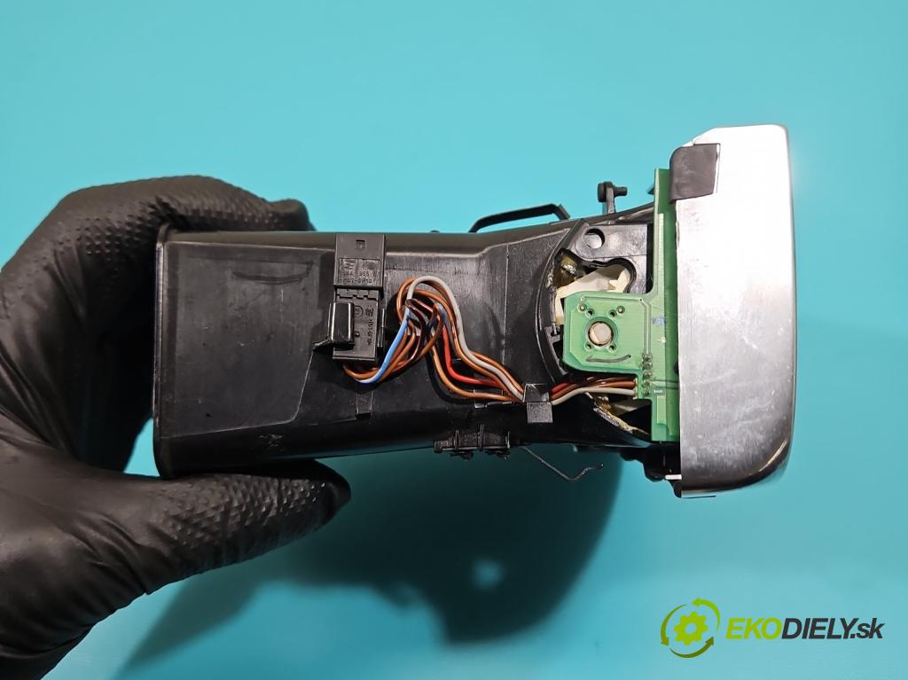 Porsche Panamera I 970 2009-2016 3.0 v6 420hp automatic 309 kW 2997 cm3 5- Mřížka: topení medián: 97055214103 (Mřížka topení)