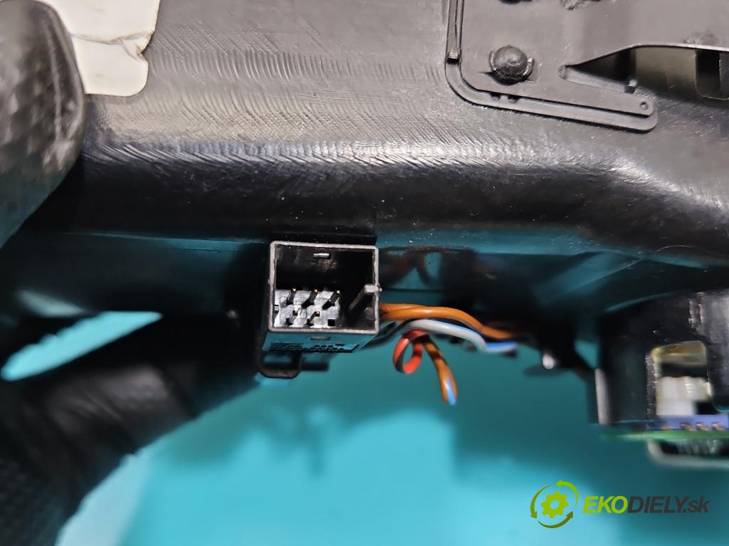 Porsche Panamera I 970 2009-2016 3.0 v6 420hp automatic 309 kW 2997 cm3 5- Mřížka: topení medián: 97055214103 (Mřížka topení)