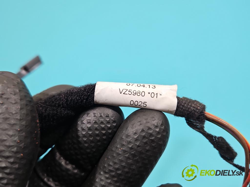 Porsche Panamera I 970 2009-2016 3.0 v6 420 hp automatic 309 kW 2997 cm3 5- snímač déšť: 7P0955559E (Snímač dažďa)