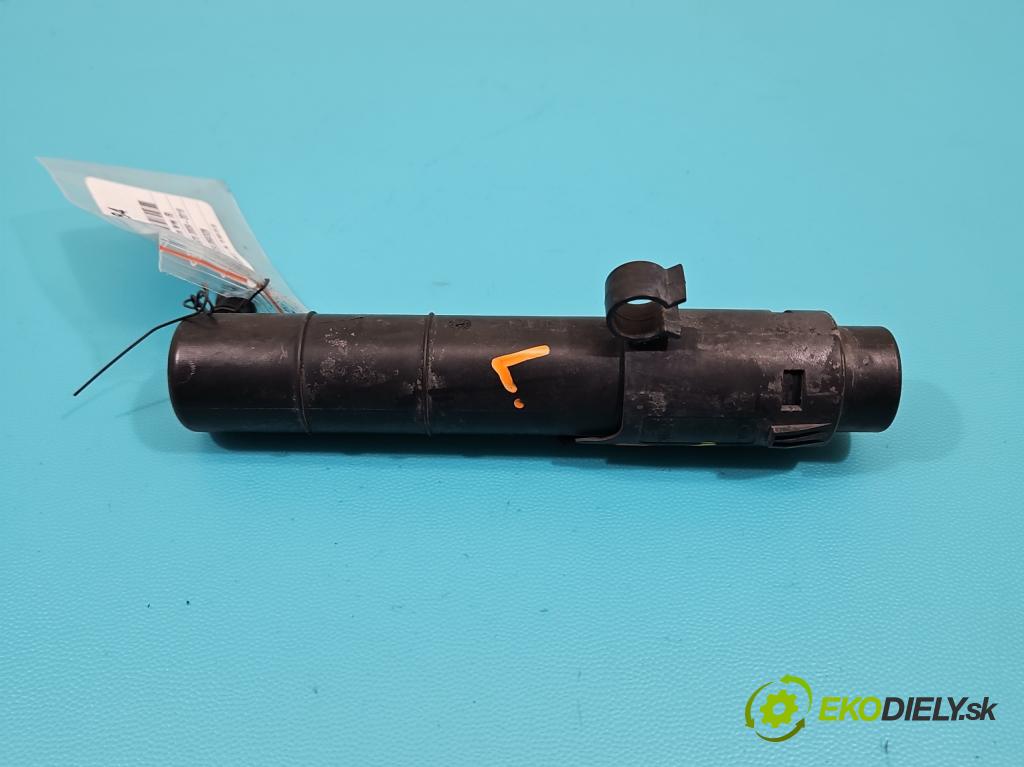 Porsche Panamera I 970 2009-2016 3.0 v6 420 hp automatic 309 kW 2997 cm3 5- ostrekovač reflektor: ľavý 97062823350 (Motorček ostrekovačov)