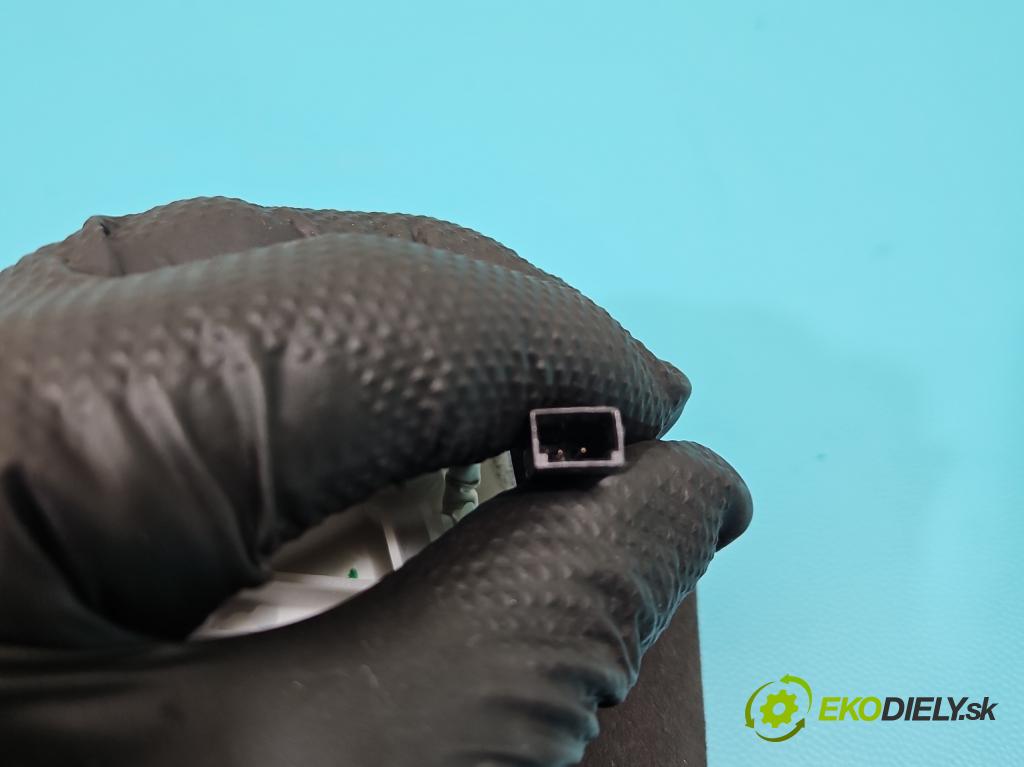 Porsche Panamera I 970 2009-2016 3.0 v6 420 hp automatic 309 kW 2997 cm3 5- clonítko pravé 97073113201