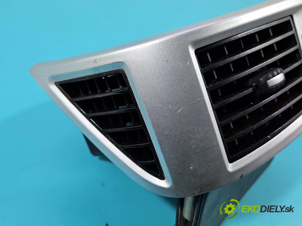Fiat Ducato IV 2014- 2.3 jtd 150 HP manual 110 kW 2287 cm3 2- Mřížka: kúrenia ostatné 385822