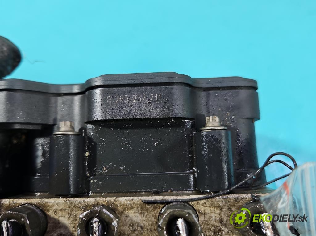 Fiat Ducato IV 2014- 2.3 jtd 150 HP manual 110 kW 2287 cm3 2- čerpadlo abs 0265257711 (Pumpa ABS)