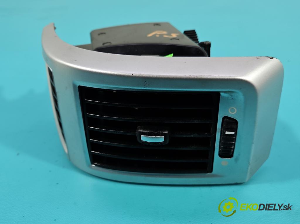 Fiat Ducato IV 2014- 2.3 jtd 150 HP manual 110 kW 2287 cm3 2- Mřížka: kúrenia stredová 385800 (Mriežka kúrenia (fukár))