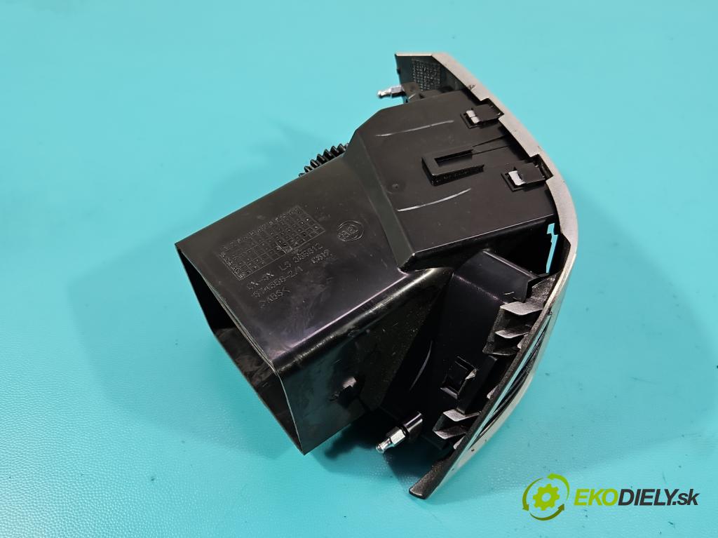 Fiat Ducato IV 2014- 2.3 jtd 150 HP manual 110 kW 2287 cm3 2- Mřížka: kúrenia stredová 385812 (Mriežka kúrenia (fukár))