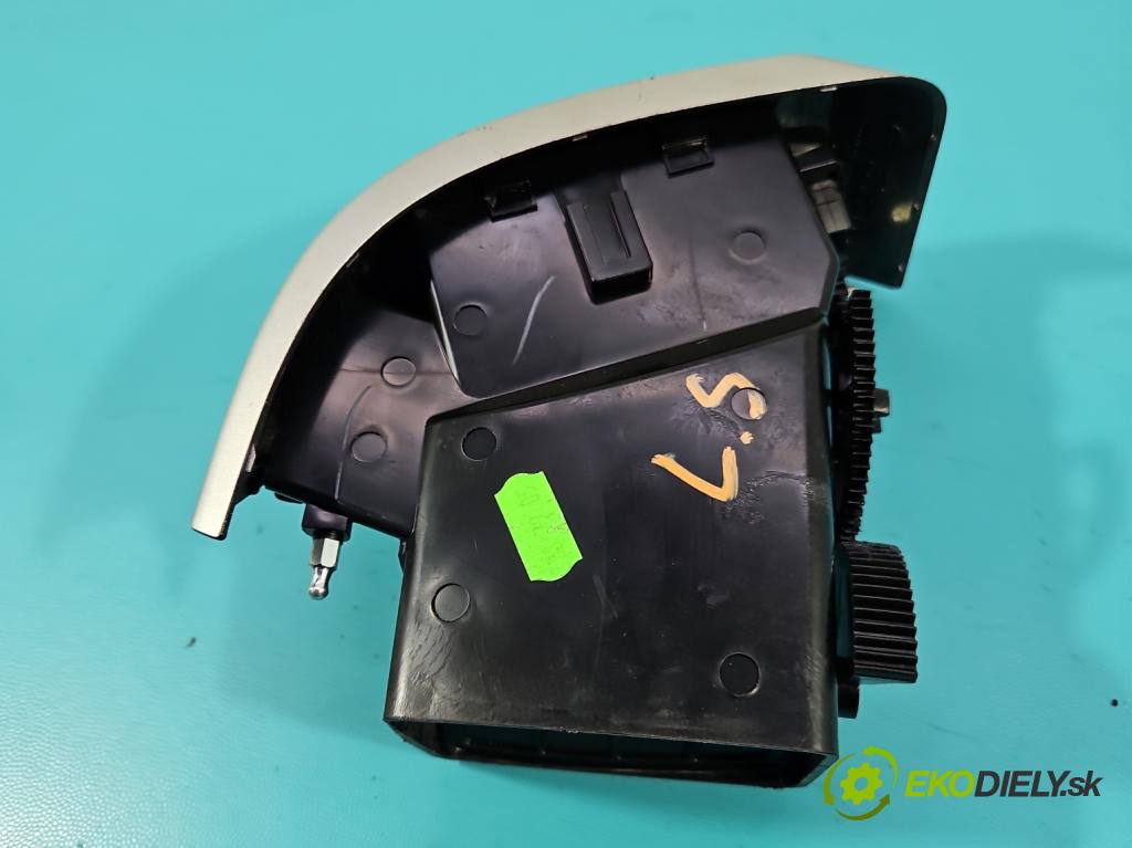 Fiat Ducato IV 2014- 2.3 jtd 150 HP manual 110 kW 2287 cm3 2- Mřížka: kúrenia stredová 385812 (Mriežka kúrenia (fukár))