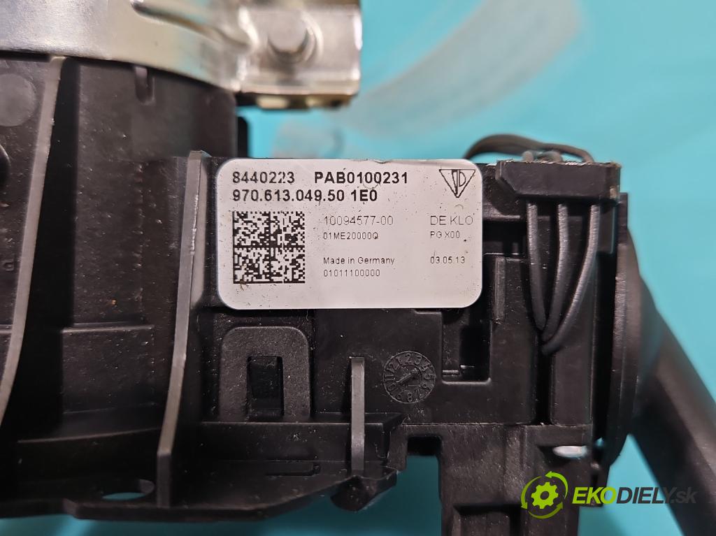 Porsche Panamera I 970 2009-2016 3.0 v6 420 hp automatic 309 kW 2997 cm3 5- prepínač komplex: 97061304950 (Prepínacie páčky pod volantom)