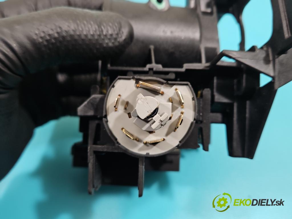 Opel Zafira A 1999-2005 2.0 dti 101 HP manual 74 kW 1995 cm3 5- Spínačka  (Spínacia skrinka)