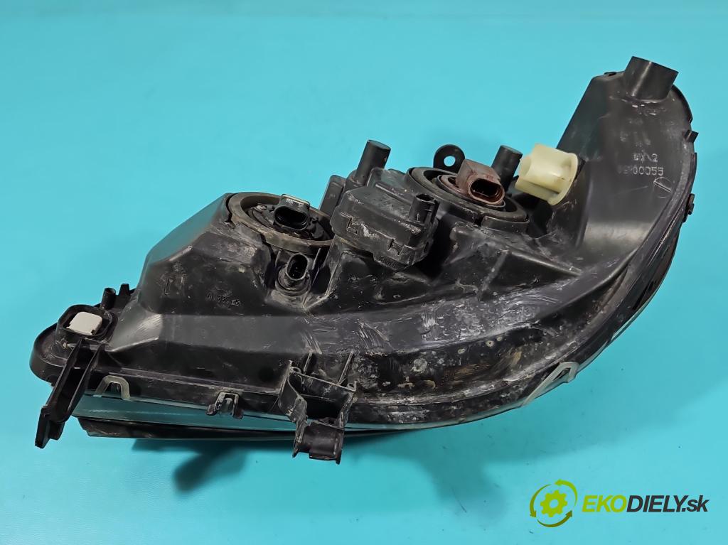 Opel Zafira A 1999-2005 2.0 dti 101 HP manual 74 kW 1995 cm3 5- Reflektor: pravý  (Svetlo predné pravé)