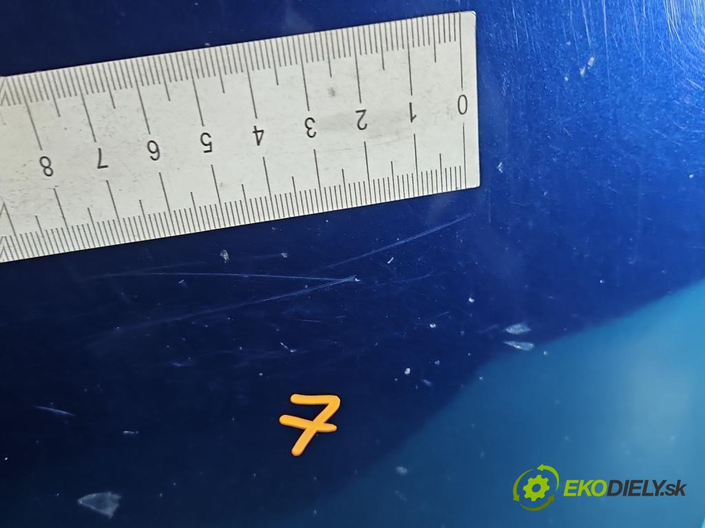 Opel Zafira A 1999-2005 2.0 dti 101 hp manual 74 kW 1995 cm3 5- zadní kufrové dveře  (Zadní kapota (kufr))