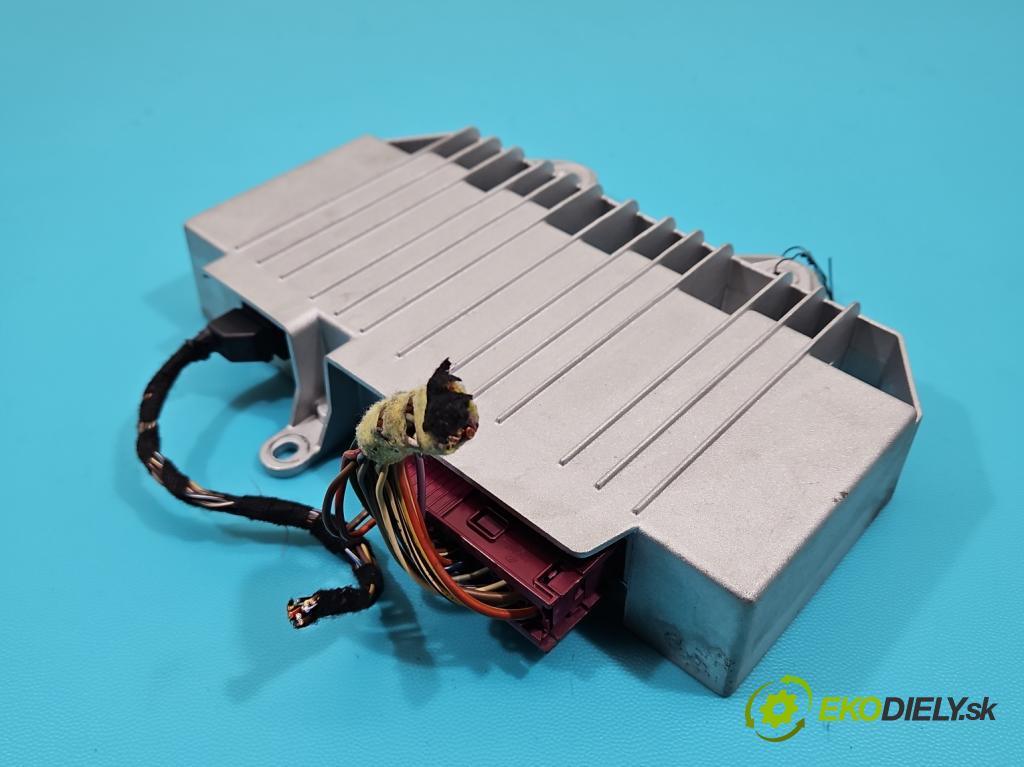 Porsche Panamera I 970 2009-2016 3.0 v6 420 hp automatic 309 kW 2997 cm3 5- Zesilovač: 97064544304 (Zosilňovač)