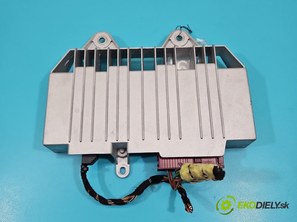 Porsche Panamera I 970 2009-2016 3.0 v6 420 hp automatic 309 kW 2997 cm3 5- Zesilovač: 97064544304 (Zosilňovač)