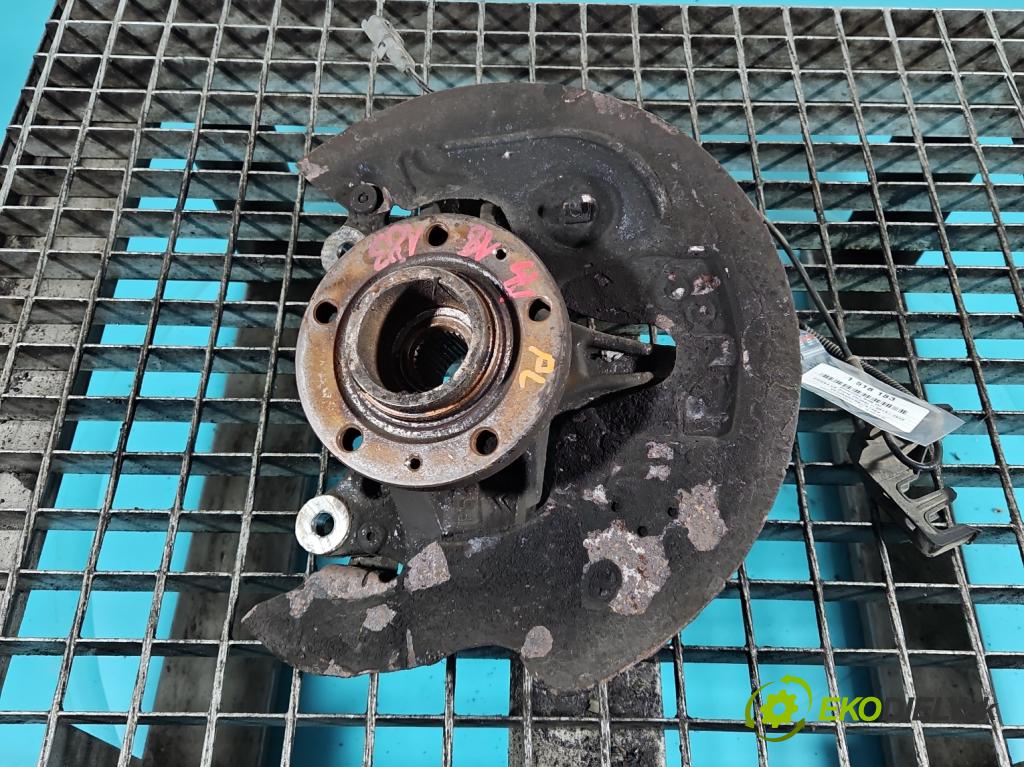 Citroen C4 Grand Picasso II 2013-2022 2.0 HDI 163 hp automatic 120 kW 1997 cm3 5- náboj levé  (Náboj kola)