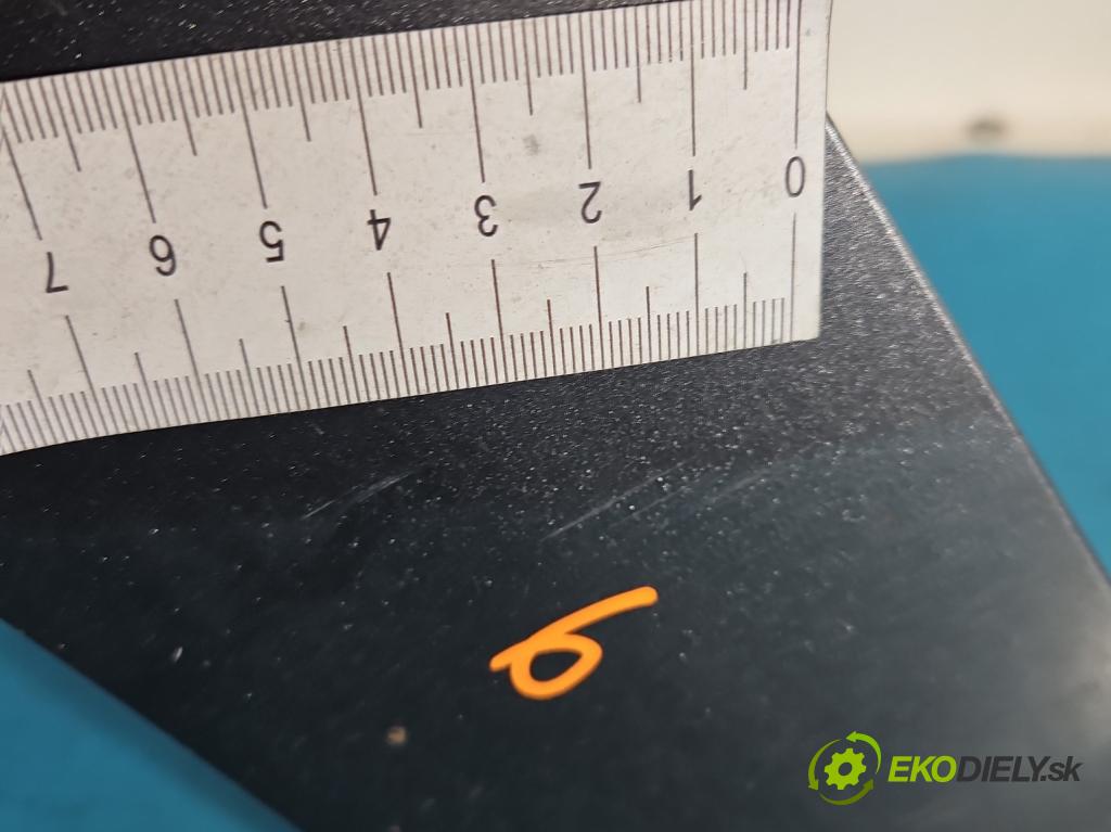 Citroen C4 Grand Picasso II 2013-2022 2.0 HDI 163 HP automatic 120 kW 1997 cm3 5- blatník predné ľavý  (Blatník predný ľavý)