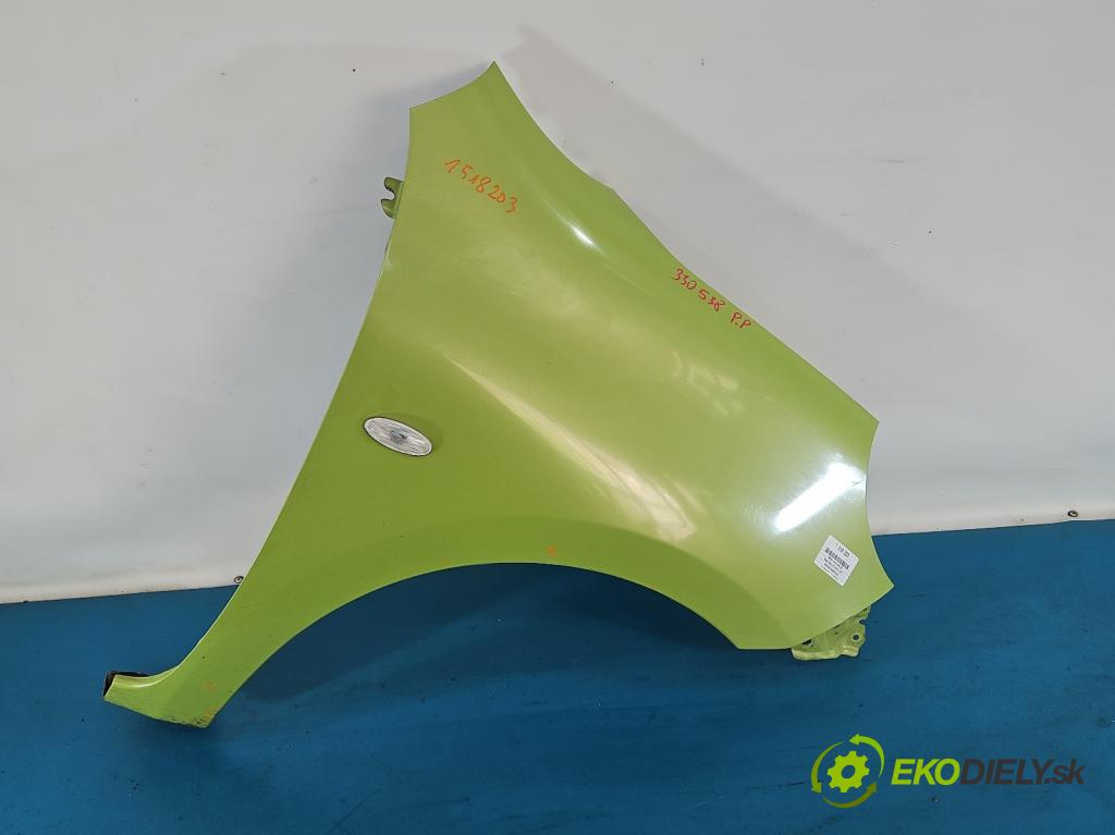 Nissan Micra K13 2010-2017 1.2 16v 80 HP manual 59 kW 1198 cm3 5- blatník predné pravý  (Kľučka dverí ostatné)