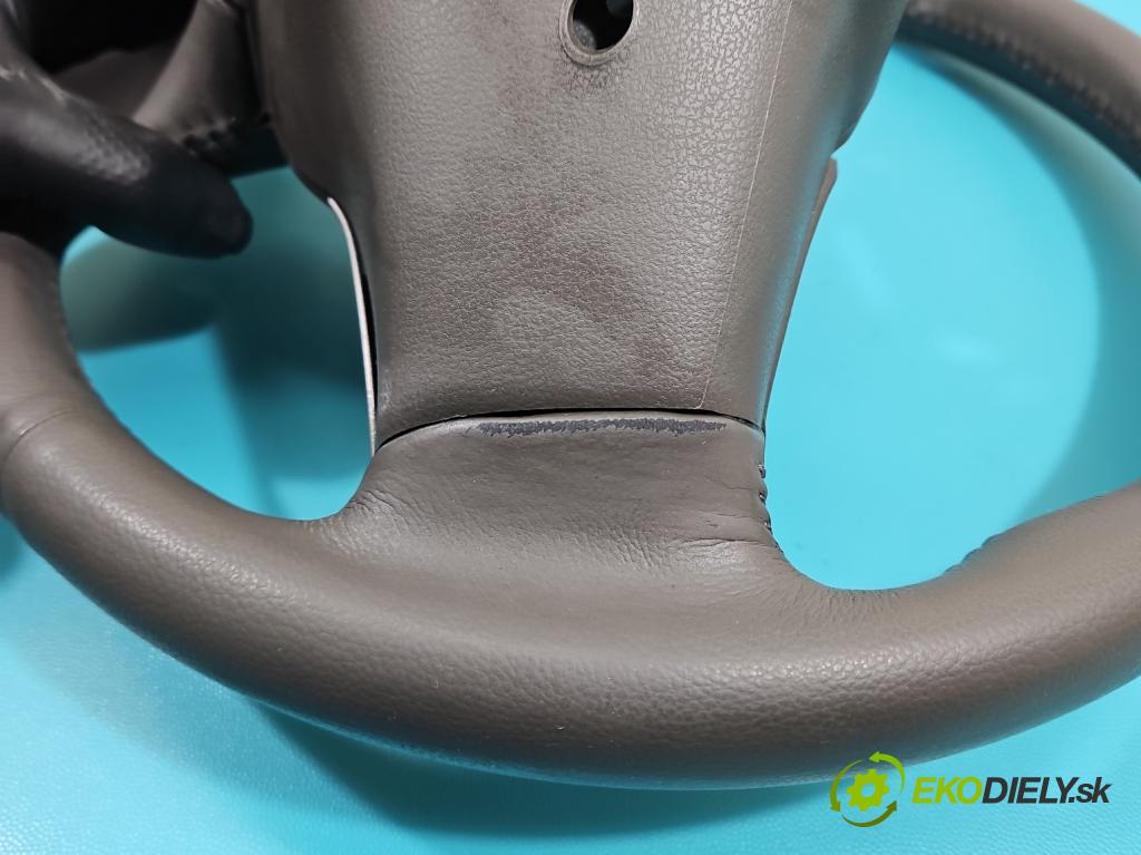 Nissan Micra K13 2010-2017 1.2 16v 80 HP manual 59 kW 1198 cm3 5- volant  (Volant)