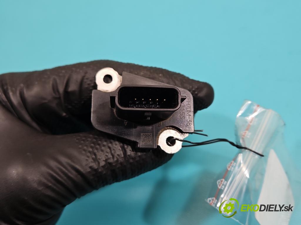 Nissan Micra K13 2010-2017 1.2 16v 80 HP manual 59 kW 1198 cm3 5- průtokoměr: AFH70M-38 (Váha vzduchu)