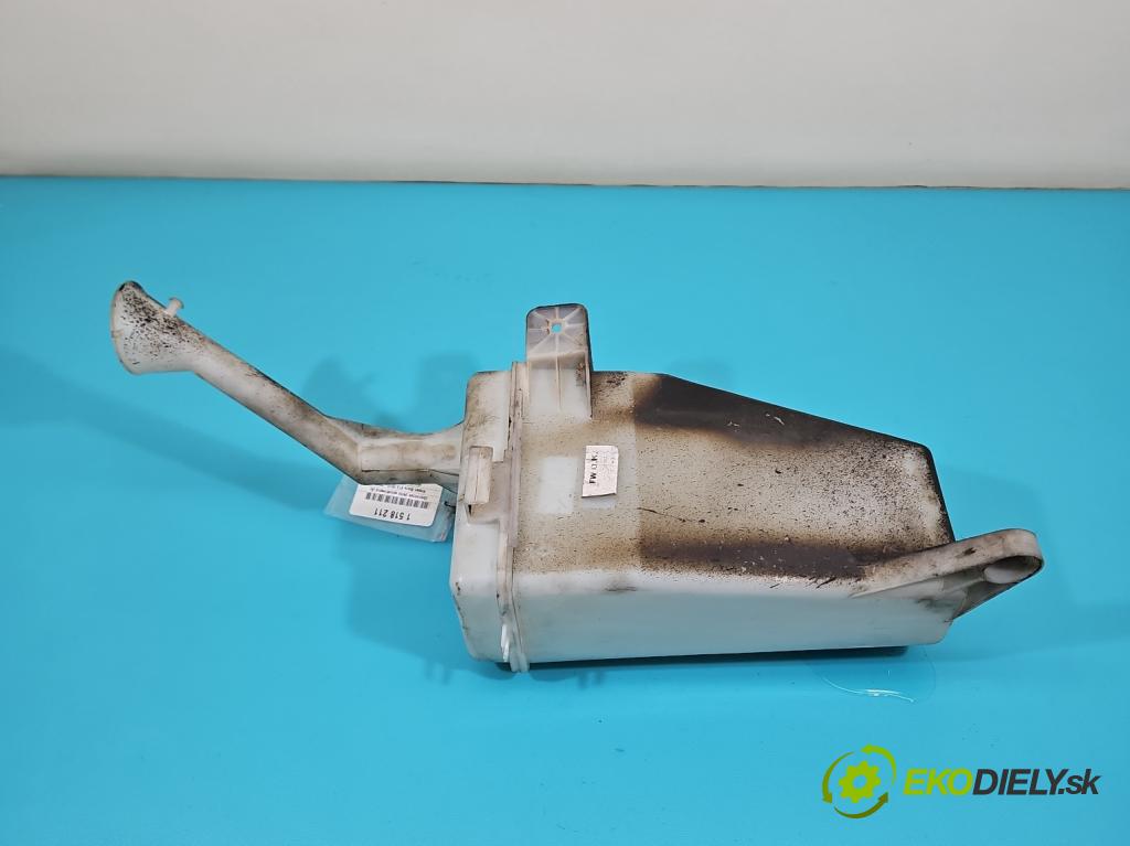 Nissan Micra K13 2010-2017 1.2 16v 80 HP manual 59 kW 1198 cm3 5- nádržka tekutina: ostrekovačov