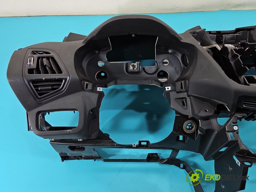 Ford Kuga Mk2 2013-2019 1.5 120 hp manual 88.3 kW 1498 cm3 5- kokpit,přistrojova deska