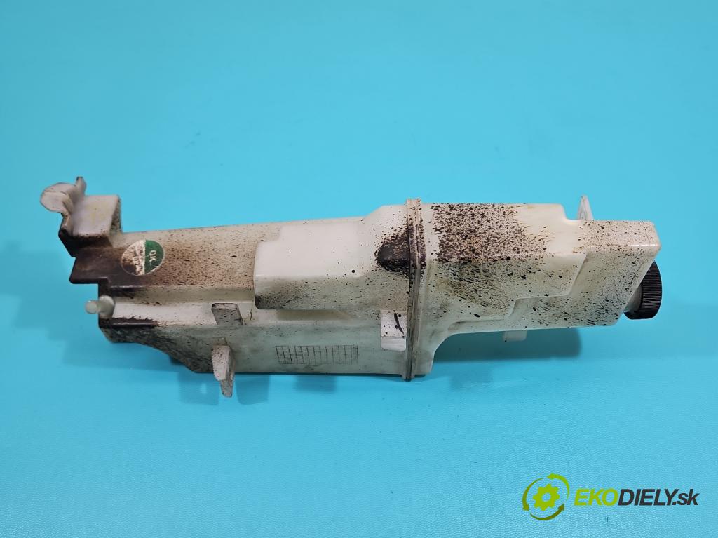 Nissan Micra K13 2010-2017 1.2 16v 80 HP manual 59 kW 1198 cm3 5- Nádrž: kompenzačné: