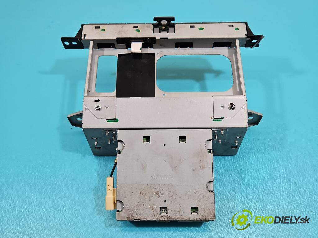 Toyota Avensis II T25 2003-2008 2.0 d4d 116 HP manual 85 kW 1995 cm3 5- Zobrazit: 86110-05020 (Prístrojová doska)