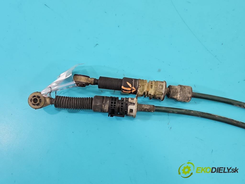 Nissan Micra K13 2010-2017 1.2 16v 80 HP manual 59 kW 1198 cm3 5- Páka: Změny: stupeň,rýchlosť 34101-1HC0A (Rýchlostná páka (kulisa))