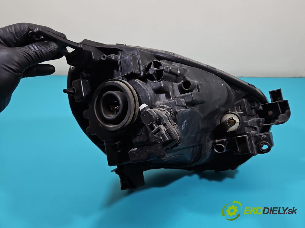 Nissan Micra K13 2010-2017 1.2 16v 80 hp manual 59 kW 1198 cm3 5- světlo levý  (Klika dveří ostatní)