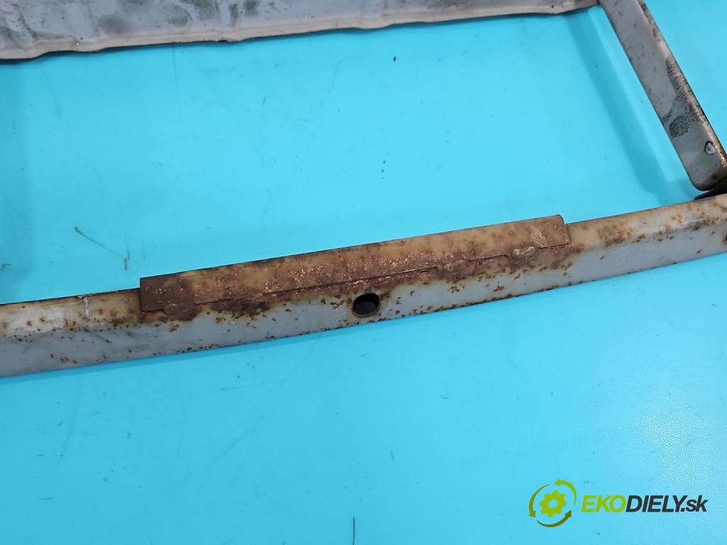 Nissan Micra K13 2010-2017 1.2 16v 80 hp manual 59 kW 1198 cm3 5- stěna přední  (Přední výztuha)