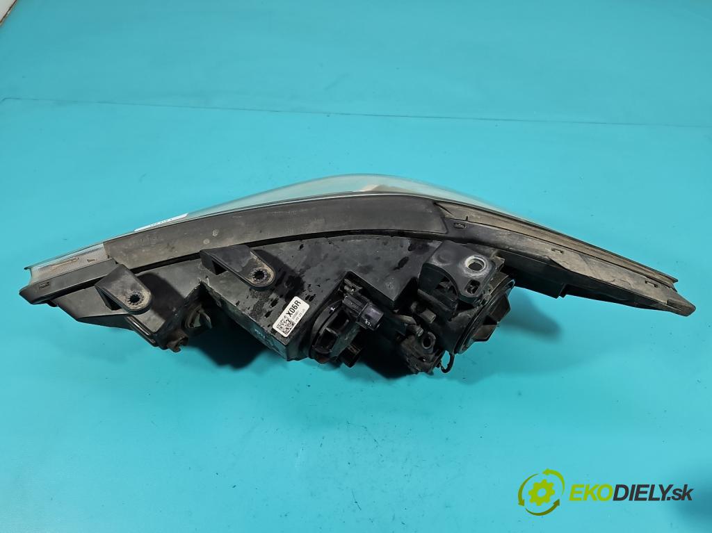 Hyundai Elantra VI 2015-2020 1.6 16v 128 HP manual 93.8 kW 1591 cm3 4- Reflektor: pravý 92102-F2 (Svetlo predné pravé)