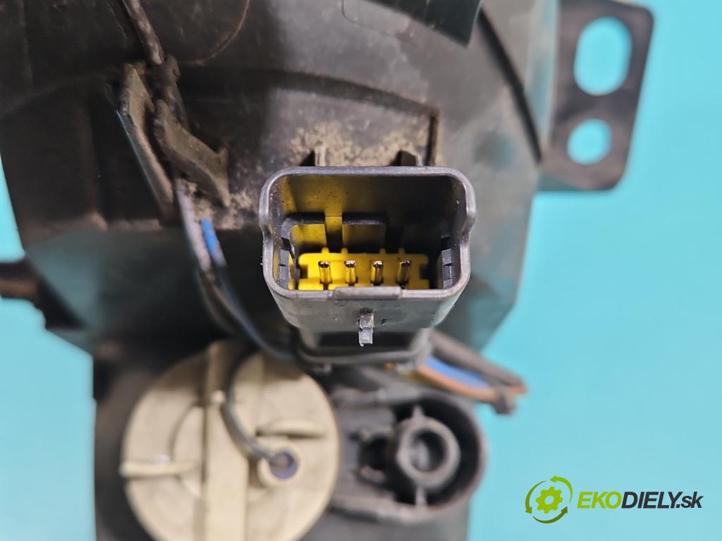 Citroen C4 Grand Picasso II 2013-2022 2.0 HDI 163 HP automatic 120 kW 1997 cm3 5- svetlo / reflektor zadné pravé nárazník