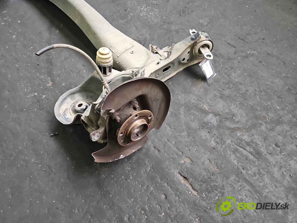 Citroen C4 Grand Picasso II 2013-2022 2.0 HDI 163 hp automatic 120 kW 1997 cm3 5- zadní výztuha  (Zadní výztuha)