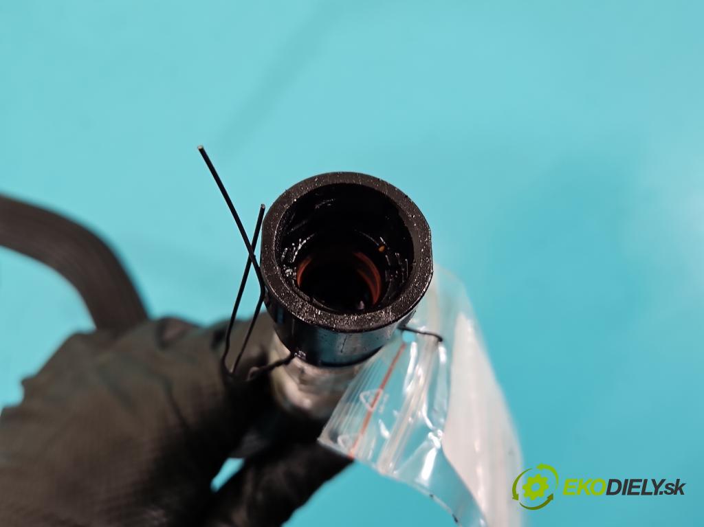 Fiat Ducato IV 2014- 2.3 jtd 150 hp manual 110 kW 2287 cm3 2- trubka systému chłodzenia 1385861080