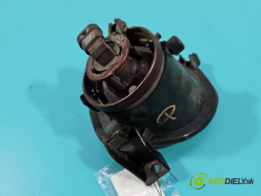 Toyota Avensis II T25 2003-2008 2.0 d4d 116 hp manual 85 kW 1995 cm3 5- Halogen pravý 81210-05060 (Klika dveří ostatní)