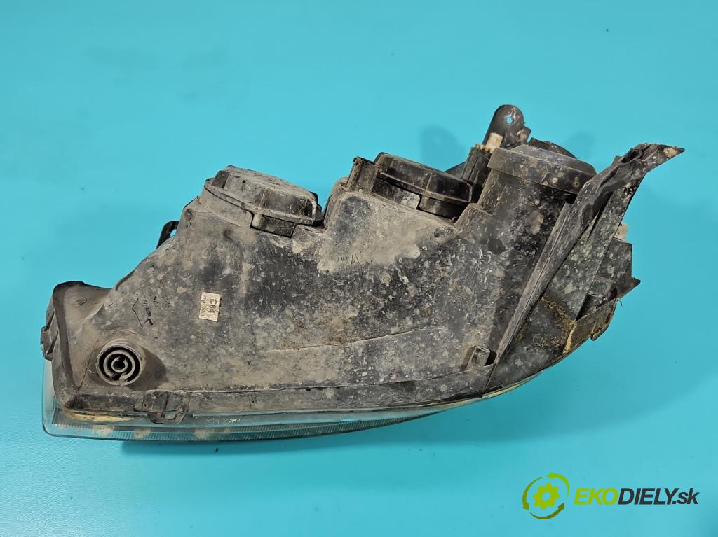 Opel Combo C 2001-2011 1.7 cdti 101 HP manual 74 kW 1686 cm3 5- Reflektor: pravý 93185147 (Svetlo predné pravé)