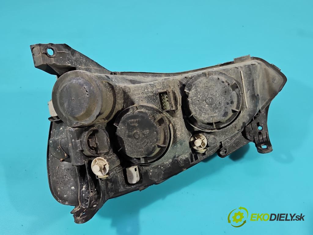 Opel Combo C 2001-2011 1.7 cdti 101 HP manual 74 kW 1686 cm3 5- Reflektor: pravý 93185147 (Svetlo predné pravé)