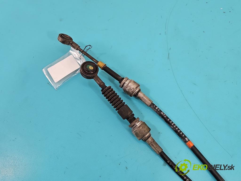 Ford Ka Mk2 2008-2016 1.2 8v 69KM manual 51 kW 1242 cm3 3- Páka: Změny: stupeň,rýchlosť  (Rýchlostná páka (kulisa))