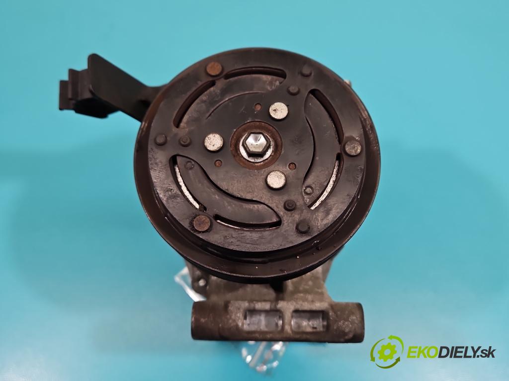 Ford Ka Mk2 2008-2016 1.2 8v 69KM manual 51 kW 1242 cm3 3- Kompresor: klimatizácie 51717318 (Kompresor klimatizácie)