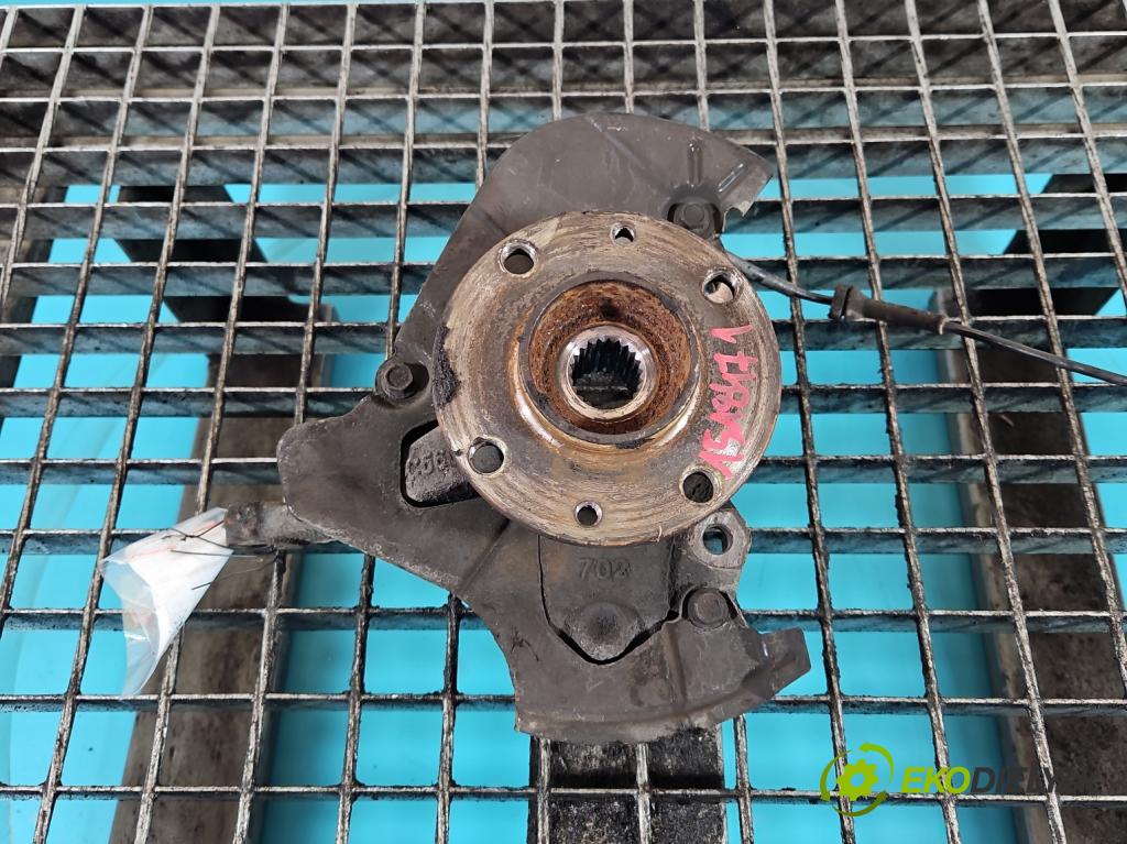 Ford Ka Mk2 2008-2016 1.2 8v 69KM manual 51 kW 1242 cm3 3- náboj pravé  (Náboj kolesa)