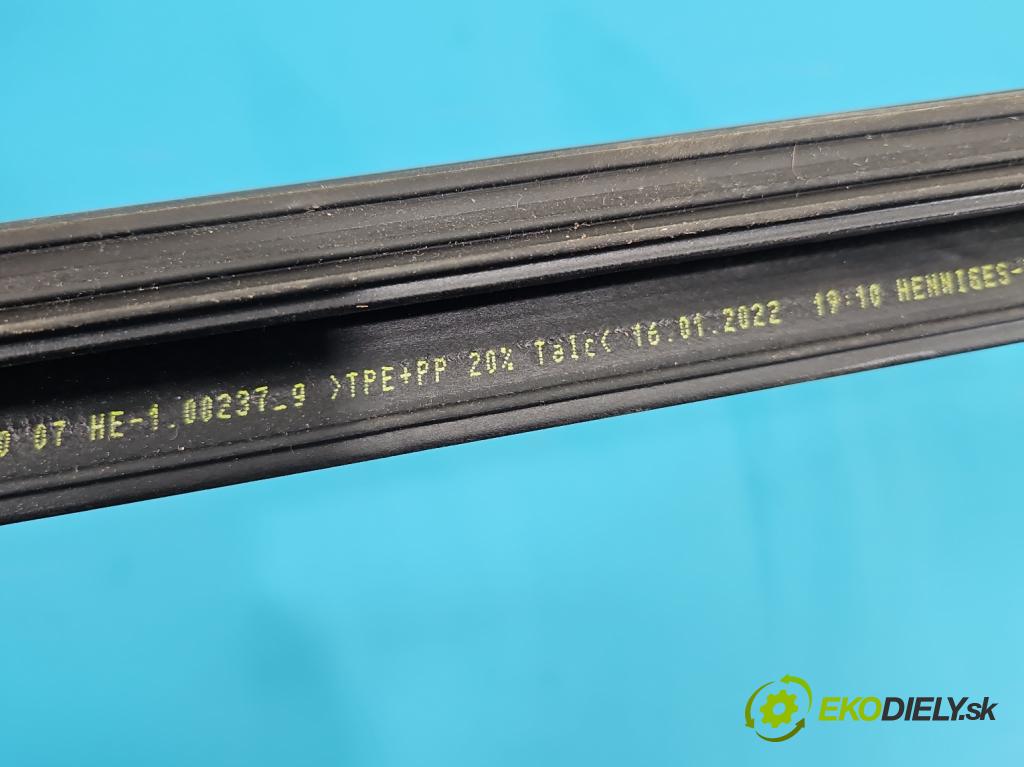 Bmw iX3 G08 0.0 elektrický: 286 hp automatic 210 kW  5- Těsnění: dveře zadní levé 7393429 (Karoserie ostatní)