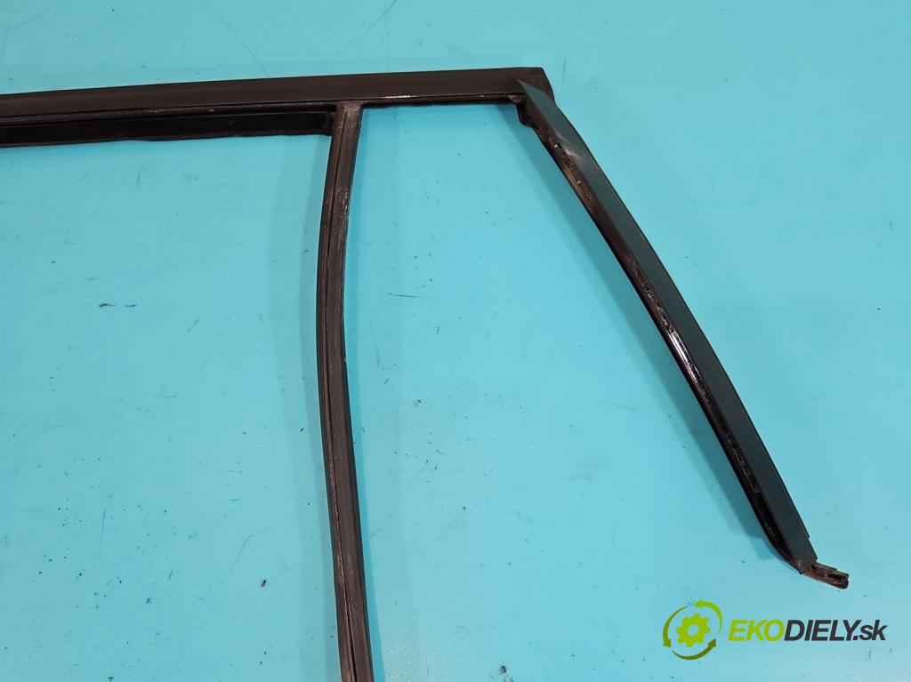 Bmw iX3 G08 0.0 elektrický: 286 HP automatic 210 kW  5- Těsnění: dvere zadné ľavé 7410049 (Karoséria ostatné)