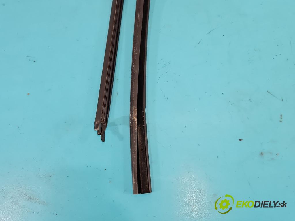 Bmw iX3 G08 0.0 elektrický: 286 HP automatic 210 kW  5- Těsnění: dvere zadné ľavé 7410049 (Karoséria ostatné)