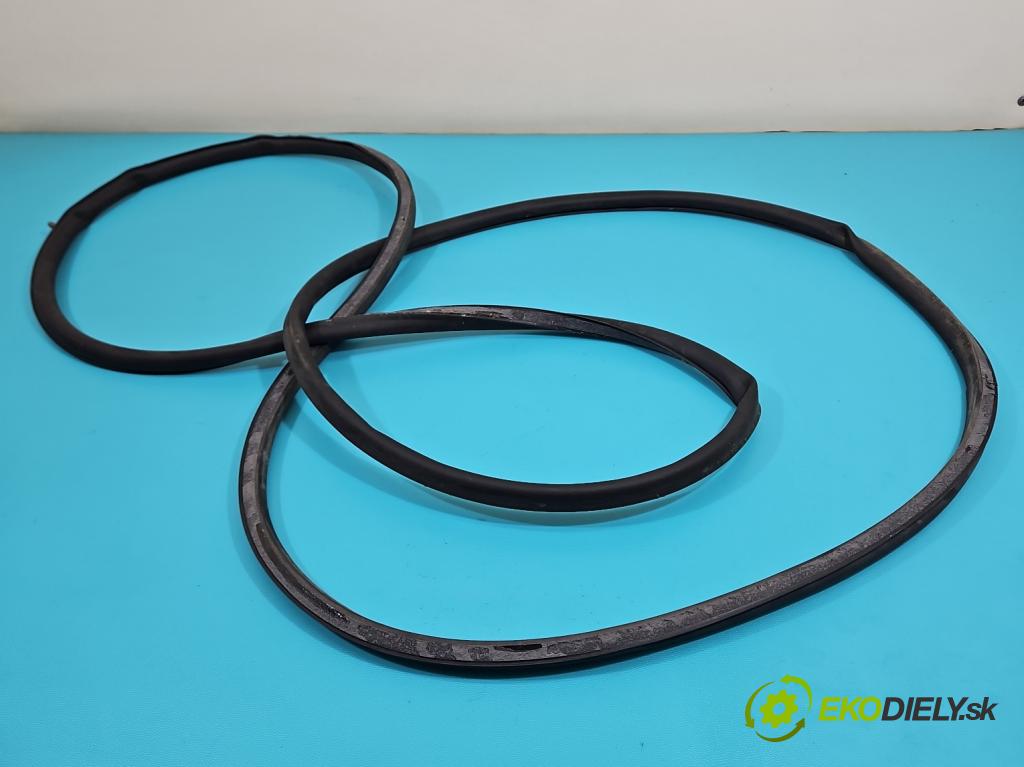 Bmw iX3 G08 0.0 elektrický: 286 hp automatic 210 kW  5- Těsnění: dveře zadní levé  (Karoserie ostatní)